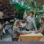 Landhof Waidegger Wirt - Hotel, Restaurant, Bar