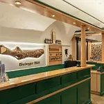 Landhof Waidegger Wirt - Hotel, Restaurant, Bar Waidegg