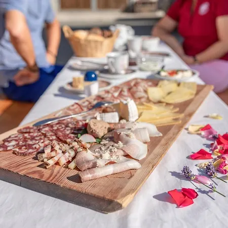 Landhof Waidegger Wirt - Hotel, Restaurant, Bar 3* Waidegg