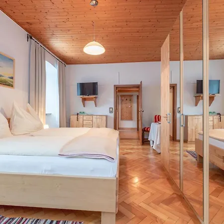 Landhof Waidegger Wirt - Hotel, Restaurant, Bar Πανσιόν Waidegg