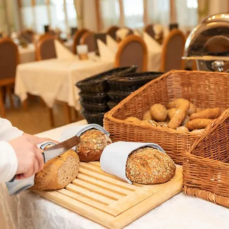 Landhof Waidegger Wirt - Hotel, Restaurant, Bar 3* Waidegg