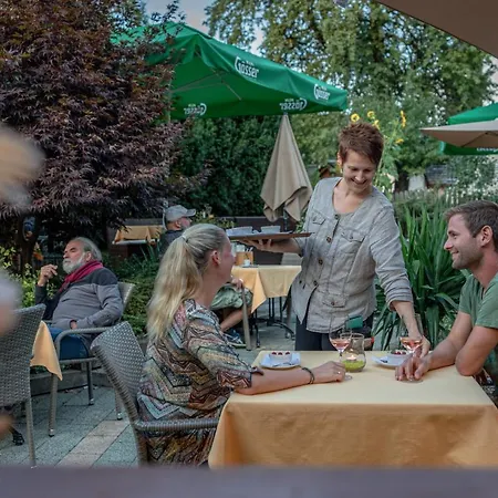 Landhof Waidegger Wirt - Hotel, Restaurant, Bar