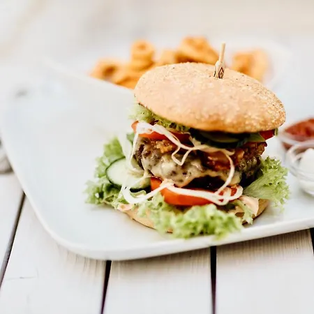 Landhof Waidegger Wirt - Hotel, Restaurant, Bar